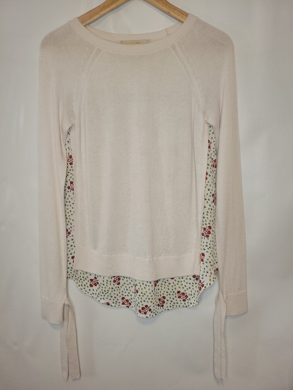 LOFT Petites Ivory Lightweight Layered Sweater with Floral Side and Back Panels - Picture 2 of 12
